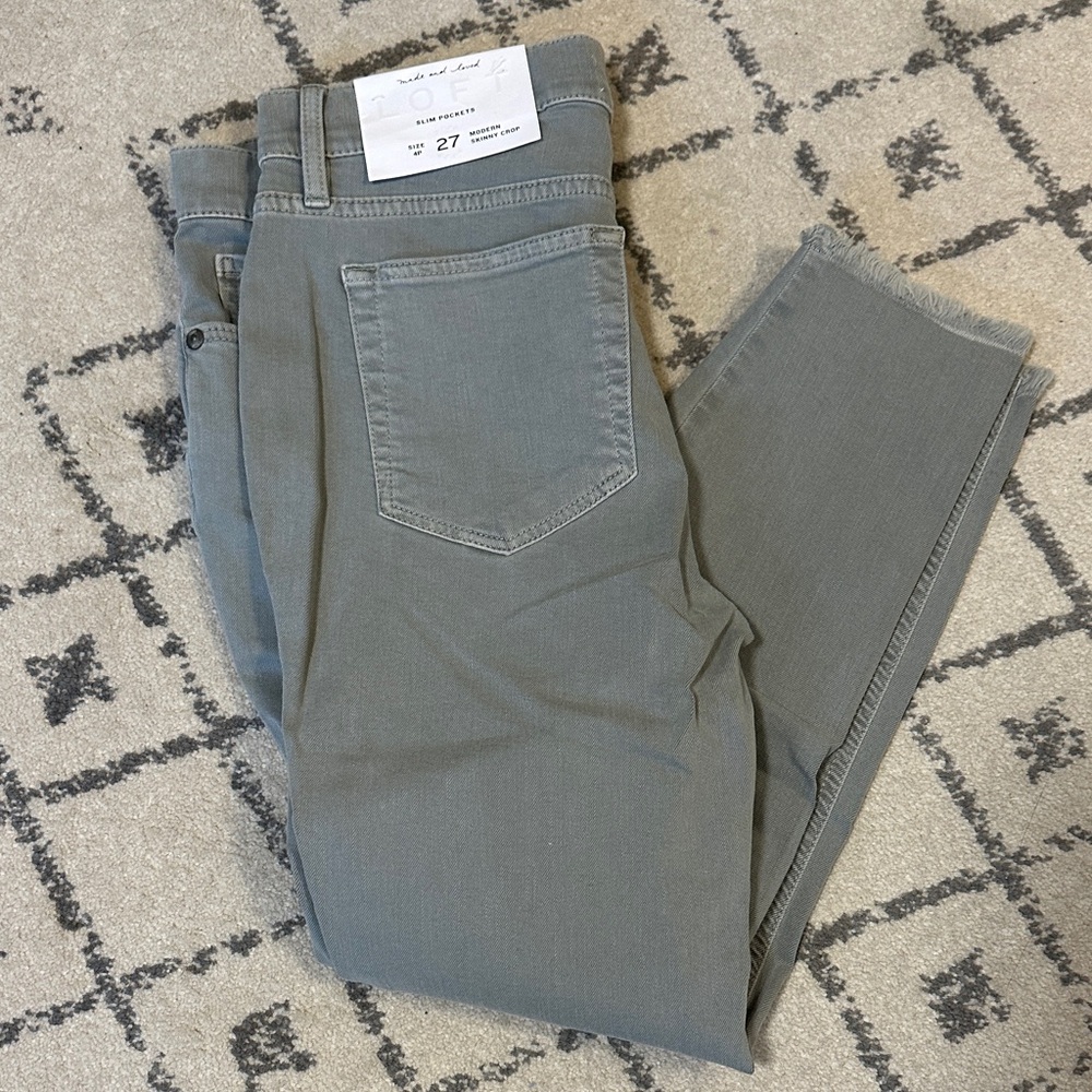 LOFT Modern Skinny Cropped Jeans in Gray